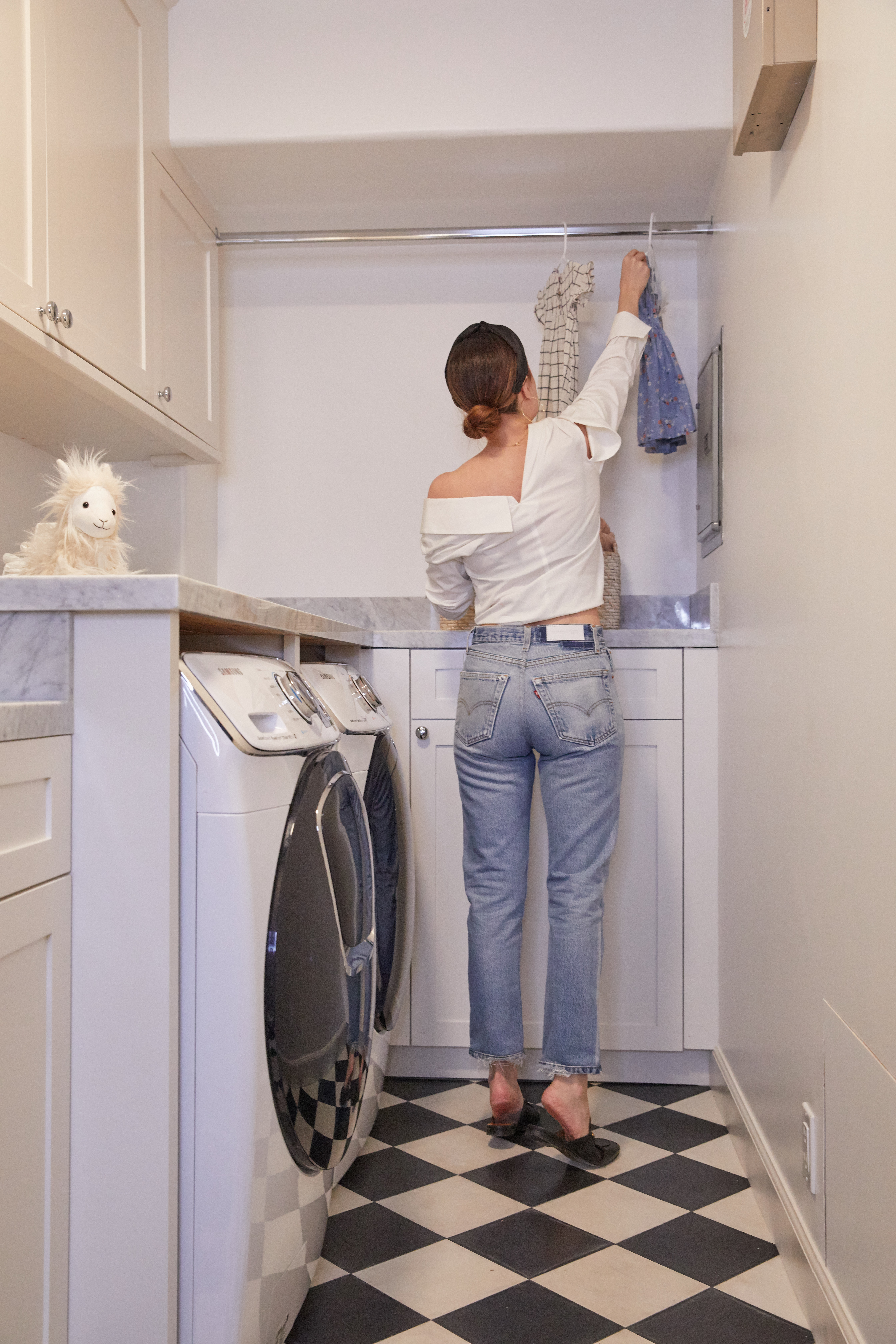 Samsung Laundry Room Makeover | because im addicted