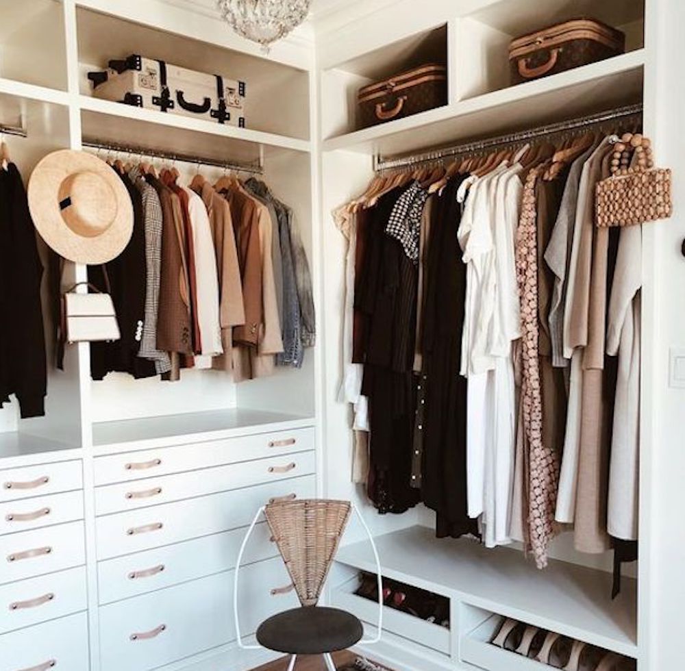 How to Minimize Your Closet (and Life!) for Summer | because im addicted